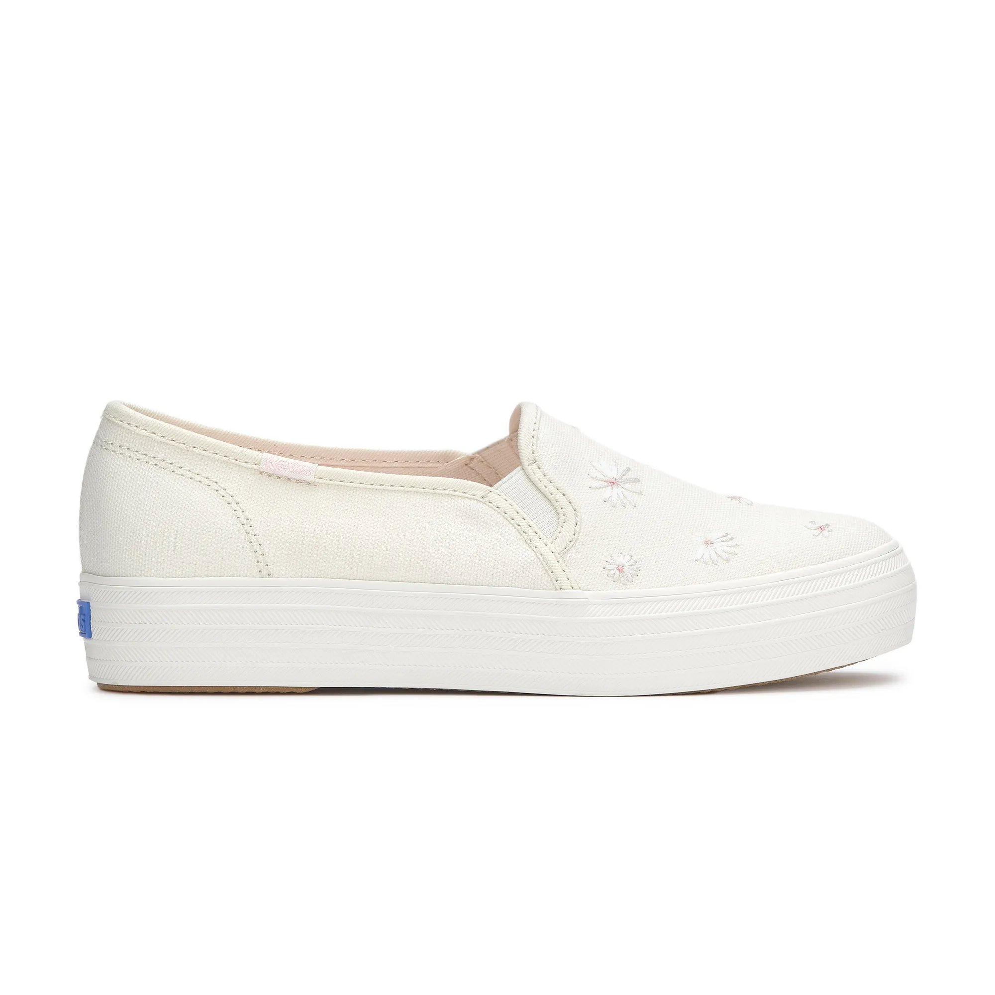 KEDS WOMEN'S TRIPLE DECKER CANVAS DAISY EMBROIDERY SLIP ON CANVAS SNEAKERS 
